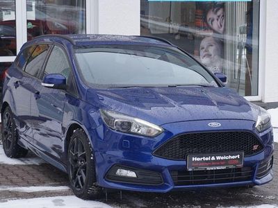 Blau Gebraucht 2016 Ford Focus Sport Limousine | 11.990 € (Guter Preis)