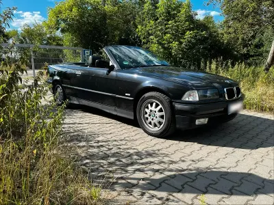 Gebraucht BMW 318 Cabriolet 115 PS (84 kW) 1998 Schwarz Cabrio