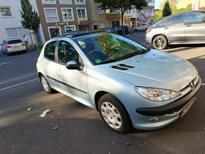 Gebraucht Peugeot 206 88 PS (64 kW) 2004 Kleinwagen
