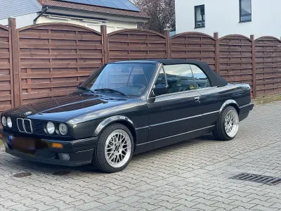 Gebraucht BMW 320 Cabriolet 129 PS (94 kW) 1991 Schwarz Cabrio