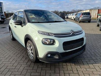 Grün Gebraucht 2018 Citroën C3 PureTech Limousine | 13.490 € (Teuer)