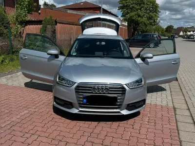 Używany Audi A1 80 KM (58 kW) 2016 Srebrny Hatchback