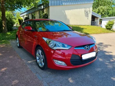 Gebraucht Hyundai Veloster Premium 140 PS (102 kW) 2012 Rot Kleinwagen