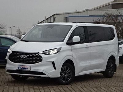 Gebraucht Ford Tourneo Titanium 136 PS (100 kW) 2025 Weiß Van / Kleinbus