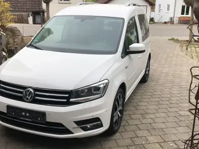 Gebraucht VW Caddy Highline 150 PS (110 kW) 2017 Weiß Van / Kleinbus