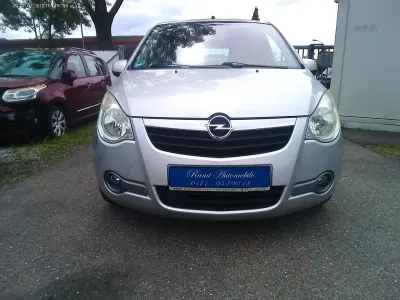 Gebraucht Opel Agila Edition 86 PS (63 kW) 2009 Silber Kleinwagen