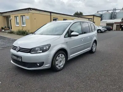 Gebraucht VW Touran S 140 PS (102 kW) 2013 Silber Van / Kleinbus