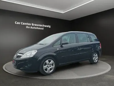 Gebraucht Opel Zafira Edition+ 116 PS (85 kW) 2010 Schwarz Van / Kleinbus