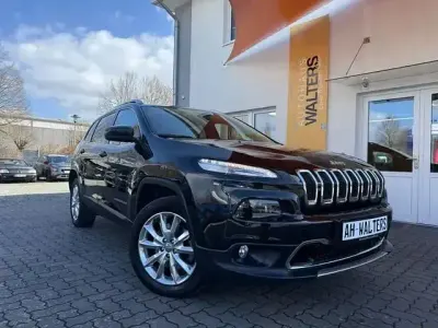 Używany Jeep Cherokee Limited 200 KM (147 kW) 2016 Czarny SUV