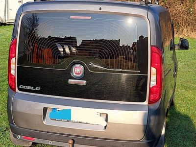 Gebraucht Fiat Doblò 120 PS (88 kW) 2019 Andere farben Van / Kleinbus