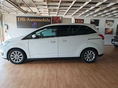 Weiß Gebraucht 2017 Ford Grand C-Max Titanium Van / Kleinbus | 7.999 € (Guter Preis)
