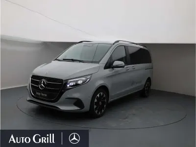 Gebraucht Mercedes V220 Style 163 PS (119 kW) 2026 Alpingrau Van / Kleinbus