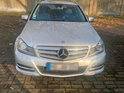 Gebraucht Mercedes C220 170 PS (125 kW) 2012 Grau Kombi