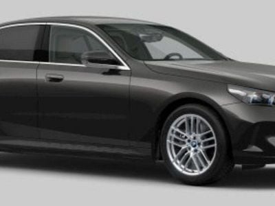 Usata BMW i5 Comfort Edition 250 kW (340 CV) 2024 Grigio Berlina