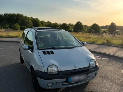 Gebraucht Renault Twingo 75 PS (55 kW) 2001 Silber Kleinwagen
