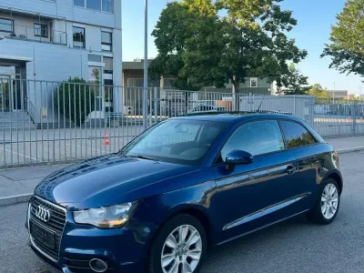 Gebraucht Audi A1 86 PS (63 kW) 2011 Blau Kleinwagen