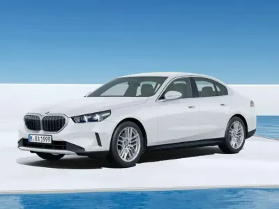 Neu BMW 520 208 PS (152 kW) 2025 Alpinweiss uni Limousine