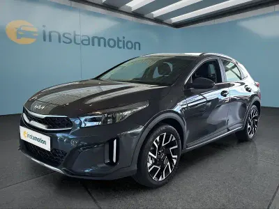Neu Kia XCeed 99 PS (72 kW) 2025 Silber SUV