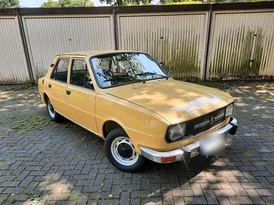 Second-hand Skoda 105 52 CP (38 kW) 1982 Galben Berlinǎ