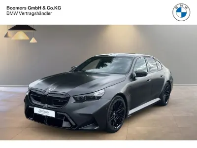 Neu BMW M5 Sport Line 727 PS (534 kW) 2026 Grau Limousine