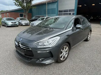 Gebraucht Citroën DS5 Chic 179 PS (131 kW) 2014 Grau Kleinwagen