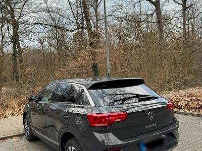 Gebraucht VW T-Roc 150 PS (110 kW) 2021 Grau SUV