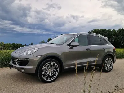 Gebraucht Porsche Cayenne S 400 PS (294 kW) 2012 Grau SUV