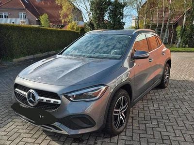 Second-hand Mercedes GLA200 163 CP (119 kW) 2022 Gri SUV