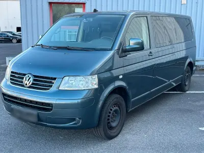 Gebraucht VW Caravelle 131 PS (96 kW) 2007 Grau Van