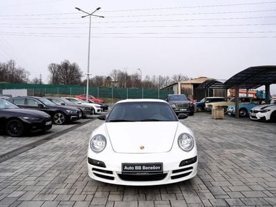 Porsche 911 Carrera