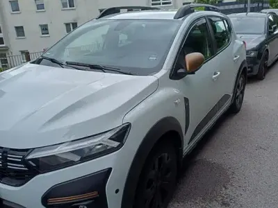 Gebraucht Dacia Sandero Extreme 91 PS (66 kW) 2024 Weiß Limousine