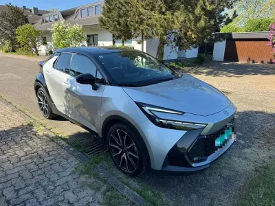 Usata Toyota C-HR Edition 160 CV (117 kW) 2025 Argento SUV