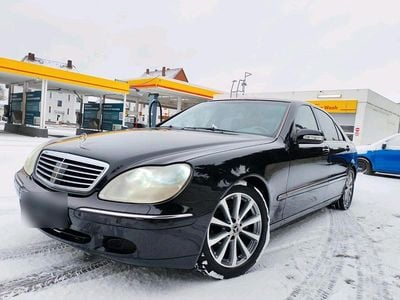 Second-hand Mercedes S500 306 CP (225 kW) 2002 Negru Berlinǎ