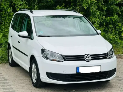 Gebraucht VW Touran 140 PS (102 kW) 2014 Weiß Van / Kleinbus