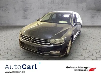 Gebraucht VW Passat Business 150 PS (110 kW) 2023 Mangangrau metallic Kombi