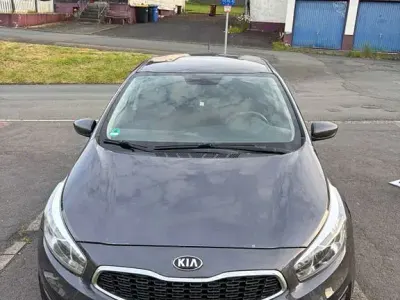 Gebraucht Kia Ceed Edition 7 101 PS (74 kW) 2016 Grau Kleinwagen