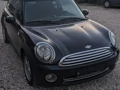 Gebraucht Mini ONE 95 PS (69 kW) 2008 Schwarz Kleinwagen
