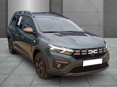 Zedergrün Neu 2025 Dacia Jogger Extreme Van / Kleinbus | 20.690 € (Guter Preis)