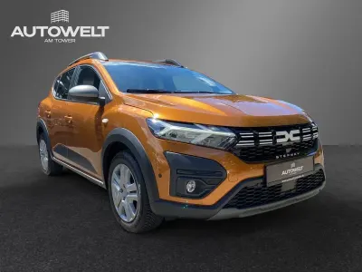 Gebraucht Dacia Sandero Stepway 101 PS (74 kW) 2023 Orange Limousine