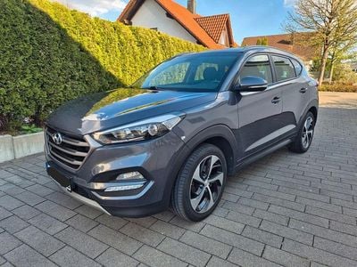 Second-hand Hyundai Tucson Trend 177 CP (130 kW) 2018 Gri SUV