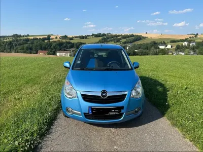 Gebraucht Opel Agila Edition 86 PS (63 kW) 2009 Blau Kleinwagen