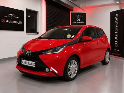 Gebraucht Toyota Aygo 72 PS (52 kW) 2015 Rot Kleinwagen