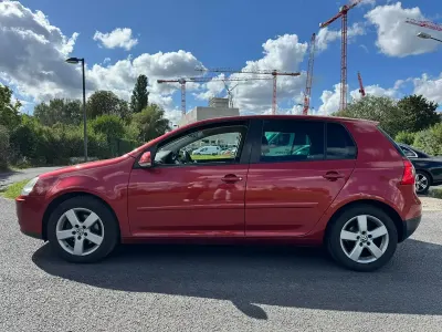 Gebraucht VW Golf VI 122 PS (89 kW) 2009 Rot Limousine