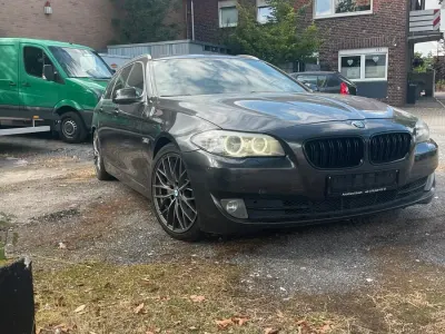Gebraucht BMW 535 Sport Line 299 PS (219 kW) 2010 Grau Limousine