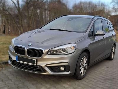Gebraucht BMW 218 Sport Line 150 PS (110 kW) 2016 Grau Kombi