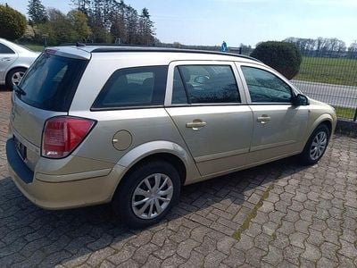 Usata Opel Astra 125 CV (91 kW) 2004 Oro Berlina