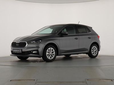 Graphitegrau metallic Gebraucht 2023 Skoda Fabia Style Kleinwagen | 17.889 € (Fairer Preis)
