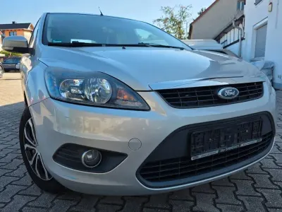 Gebraucht Ford Focus Sport 101 PS (74 kW) 2009 Silber Limousine