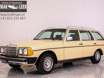 Gebraucht Mercedes 200 90 PS (66 kW) 1979 Beige Limousine