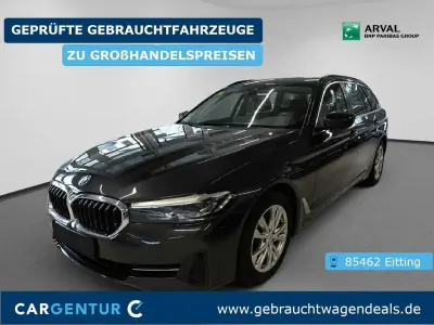 Gebraucht BMW 520 Performance 190 PS (139 kW) 2022 Grau (metallic) Limousine